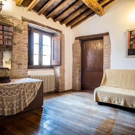 Castel D'arno - Autogestione * Pianello (Umbria)